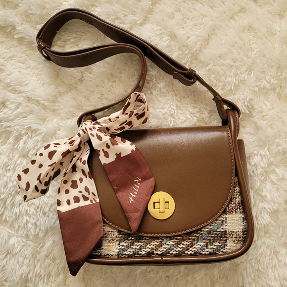 Pocket book - Picture 4 of 4